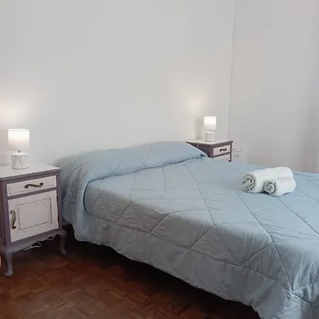 Goncalo * 卡尔达斯达·赖尼亚